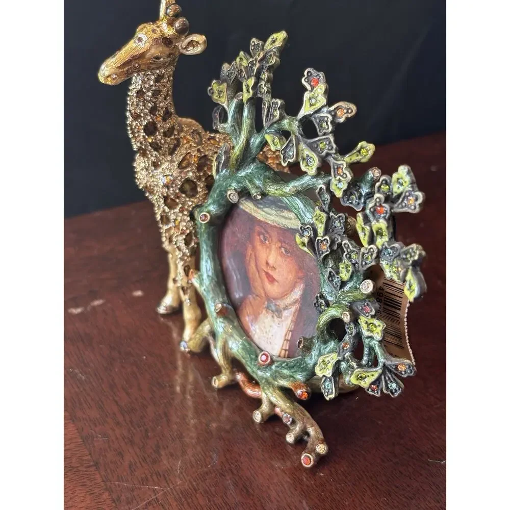 Jay Strongwater Giraffe Round Picture Frame Jungle Collection safari Crystals